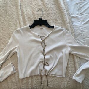 GARAGE white open front going out top with jewel deatailing